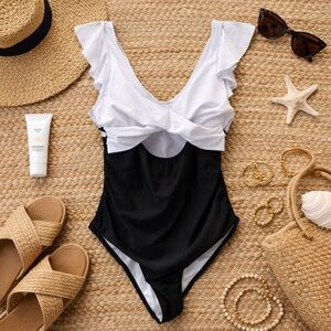 Women’s Black White Colorblock One Piece Swimsuit Size 14 Ruffle Strap